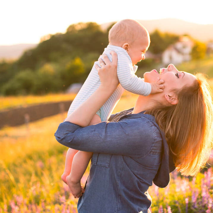 Que doit-on mettre dans le sac à langer de bébé ? - Tamboor Guide